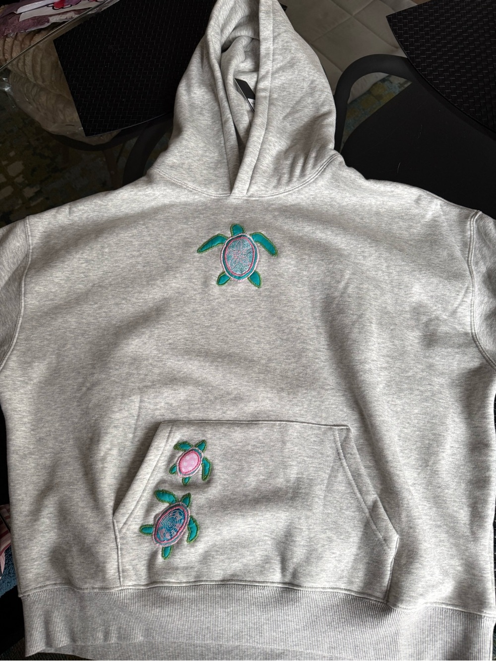Hand stitched turtle hoodie!!! - Picture 2 of 9